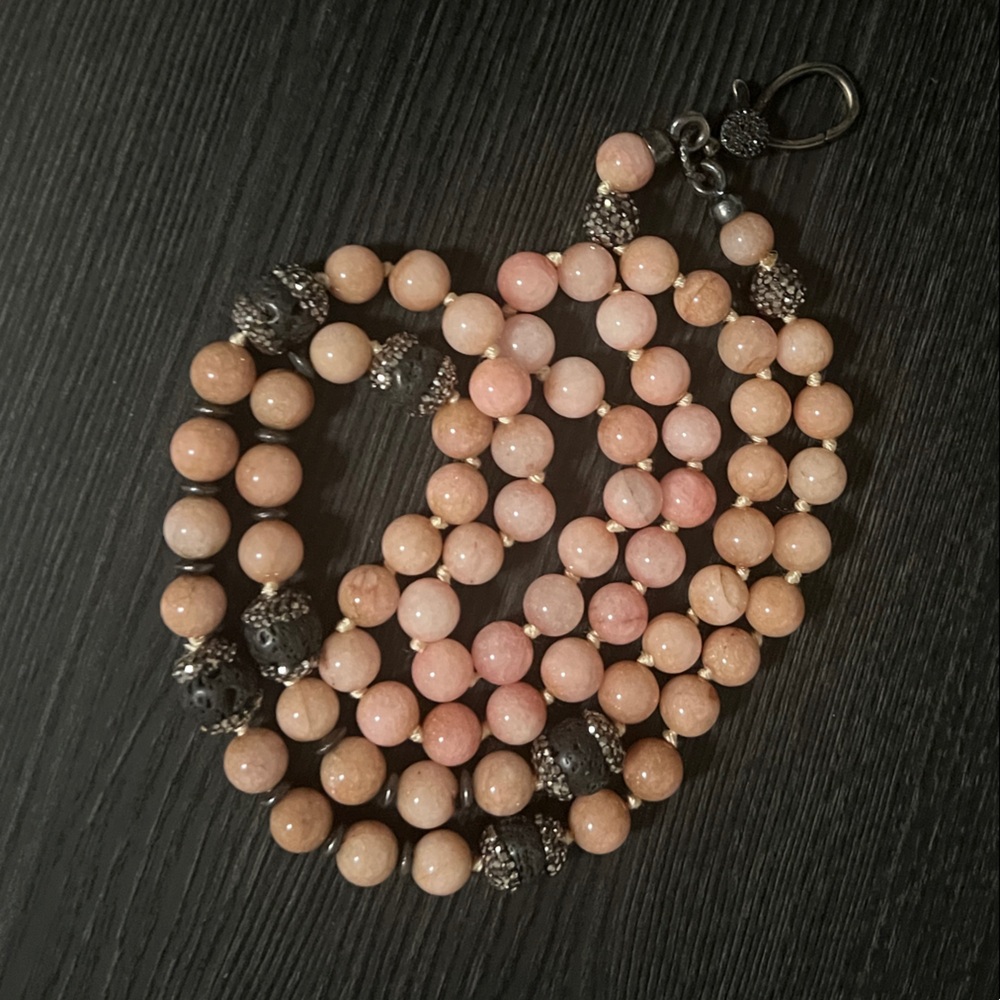 Chic Pink Beaded Necklace
